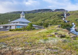 Lais Puzzle - Kirche der Stadt Eskifjordur in Fjardabyggd in Island - 1.000 Teile