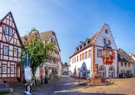 Lais Puzzle - Rathaus, Nidderau, Windecken, Hessen, Deutschland - 1.000 Teile