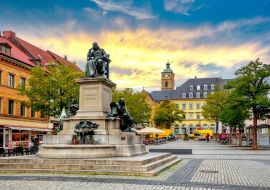 Lais Puzzle - Marktplatz, Schweinfurt, Bayern, Deutschland - 1.000 Teile