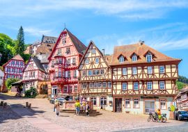 Lais Puzzle - Alter Markt, Miltenberg, Bayern, Deutschland - 1.000 Teile