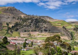 Lais Puzzle - Landschaftsansicht des Dorfes Mucuchies an einem sonnigen Tag. Bundesstaat Mérida, Venezuela. Mucuchíes ist eine schöne Stadt in der Gemeinde Rangel im Bundesstaat Mérida, Venezuela - 1.000 Teile