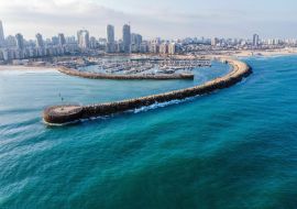 Lais Puzzle - Schöner Blick auf den Yachthafen von Ashdod und die Stadt mit ihren Wolkenkratzern - 1.000 Teile