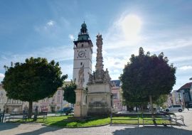 Lais Puzzle - Vyskov ist eine Stadt in der Region Südmähren in der Tschechischen Republik, Europa, historisches Stadtzentrum ist gut erhalten und ist als städtisches Denkmal Zone geschützt, Panorama Stadtbild Blick auf Burg und Platz - 1.000 Teile