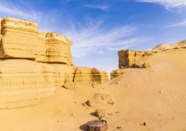 Lais Puzzle - Erodierte Felsen in der Wüste in der paläontologischen Stätte Wadi el-Hitan - 1.000 Teile
