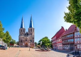 Lais Puzzle - Basilika, Duderstadt, Niedersachsen, Deutschland - 1.000 Teile