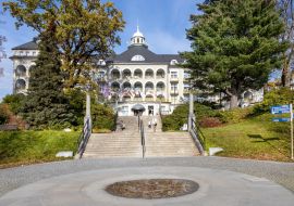 Lais Puzzle - Sanatorium Priessnitz, Kurort Jeseník, Jeseniky-Gebirge, Tschechische Republik - 1.000 Teile
