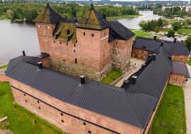 Lais Puzzle - Hämeenlinna, die berühmte Backstein-Häme-Burg in Kanta-Häme in Südfinnland - 1.000 Teile