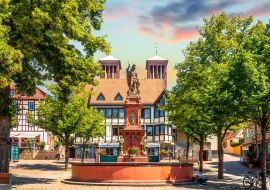 Lais Puzzle - Sankt Peter und Paul Kirche, Bensheim, Hessen, Deutschland - 1.000 Teile