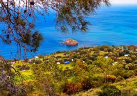 Lais Puzzle - Mediterrane Landschaft - Blick von der Bergkette auf die Meeresküste in der Nähe der Stadt Polis, Insel Zypern, Republik Zypern - 1.000 Teile