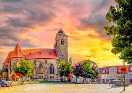 Lais Puzzle - Kirche, Oschersleben, Deutschland - 1.000 Teile