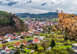 Lais Puzzle - Blick auf Dahn im Wasgau - 1.000 Teile