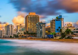 Lais Puzzle - Skyline des Resorts von San Juan, Puerto Rico, am Strand von Condado - 1.000 Teile
