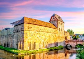 Lais Puzzle - Burg, Bad Vilbel, Deutschland - 1.000 Teile