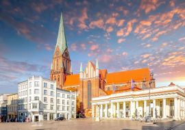 Lais Puzzle - Markt, Schwerin, Mecklenburg Vorpommern, Deutschland - 1.000 Teile