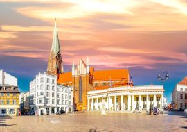 Lais Puzzle - Markt, Schwerin, Mecklenburg Vorpommern, Deutschland - 1.000 Teile