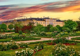 Lais Puzzle - Alter Rundale-Palast in Lettland. Barockes gelbes Gebäude - 1.000 Teile