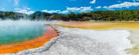 Lais Puzzle - Kochendes Wasser im Champagne Pool - Wai-O-Tapu, Neuseeland - 2.000 Teile