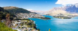 Lais Puzzle - Blick auf Queenstown an einem sonnigen Tag in Neuseeland - 2.000 Teile