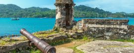 Lais Puzzle - Alte spanische Kanone auf der Festungsruine Santiago mit Blick auf das Karibische Meer in Portobelo bei Colon, Panama, Mittelamerika - 2.000 Teile