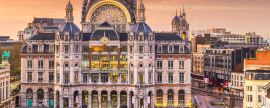 Lais Puzzle - Antwerpen, Belgien Stadtbild am Centraal-Bahnhof - 2.000 Teile
