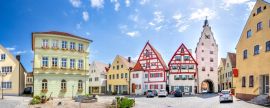 Lais Puzzle - Altstadt Panorama, Monheim, Bayern, Deutschland - 2.000 Teile