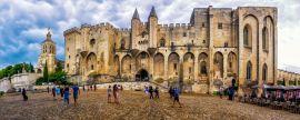 Lais Puzzle - Vor dem Papstpalast in Avignon - 2.000 Teile