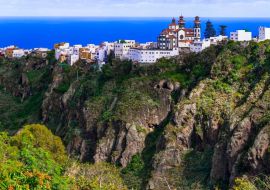Lais Puzzle - Bergdorf Moya über Felsen - Gran Canaria - 1.000 Teile