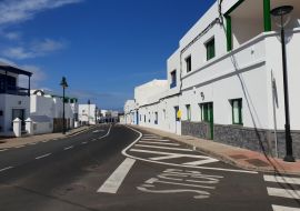 Lais Puzzle - Straße im Fischerdorf Órzola,Lanzarote - 1.000 Teile
