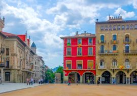 Lais Puzzle - Plaza Mayor in Vic, Katalonien - 1.000 Teile