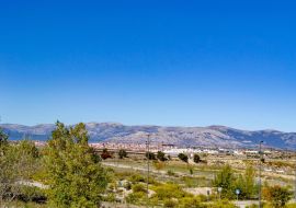 Lais Puzzle - Blick auf Colmenar Viejo mit der Sierra de Guadarrama - 1.000 Teile