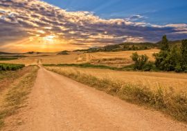 Lais Puzzle - Sonnenuntergang auf dem Weg nach Santiago in Navarra - 1.000 Teile