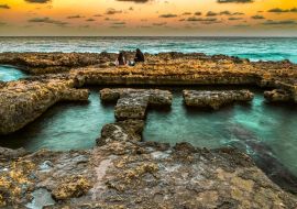 Lais Puzzle - Bäder der Königin El Campello Alicante Spanien - 1.000 Teile