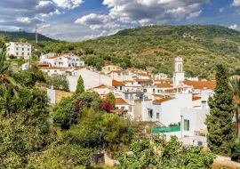 Lais Puzzle - Landschaft mit Fähren Stadt, Menorca Insel, Spanien - 1.000 Teile