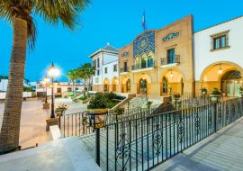 Lais Puzzle - Schöner Stadtplatz in Palos de la Frontera, Spanien - 1.000 Teile