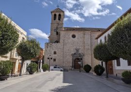 Lais Puzzle - Katholische Kirche auf einem Platz. Torredelcampo , Jaen, Spanien - 1.000 Teile