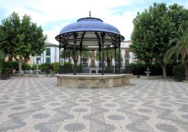 Lais Puzzle - Bandstand Mancha Real Dorf, Sierra de Magina, Andalusien, Provinz Jaen, Spanien - 1.000 Teile