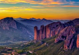 Lais Puzzle - Mallos de Riglos Felsen bei Sonnenuntergang, Huesca Provinz, Aragon, Spanien - 1.000 Teile