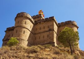 Lais Puzzle - Blick auf den 1875 erbauten Turm Torre de Salamanca in Caspe, Spanien - 1.000 Teile