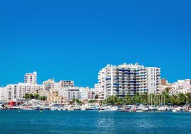 Lais Puzzle - Meerblick zum Hafen von San Antonio de Portmany - 1.000 Teile