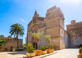 Lais Puzzle - Historische Kirche von Alcúdia, Mallorca, Mallorca, Spanien - 1.000 Teile