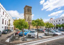 Lais Puzzle - Basilika Santa Maria auf der Plaza del Cabildo - Arcos de la Frontera, Cadiz, Spanien - 1.000 Teile