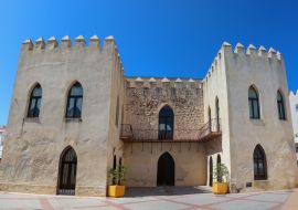 Lais Puzzle - Chipiona Castle ist eine alte Festung in der Gemeinde Chipiona, Cadiz, Spanien - 1.000 Teile