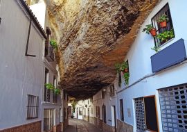 Lais Puzzle - Straße von Setenil de las Bodegas, Cadiz, Andalusien, Spanien - 1.000 Teile