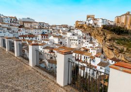Lais Puzzle - Das schöne Dorf Setenil de las Bodegas, Provinz Cadiz, Andalusien, Spanien - 1.000 Teile