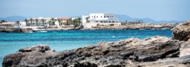 Lais Puzzle - Blick auf den Strand von Es Pujols in Formentera - 1.000 Teile