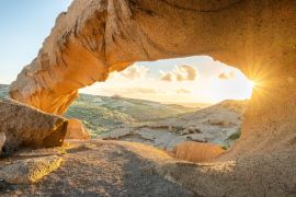 Lais Puzzle - Vulkanischer Naturbogen in Teneriffa - 2.000 Teile