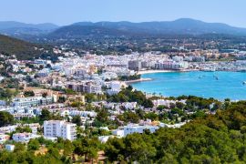 Lais Puzzle - Santa Eulalia Eularia des Riu Skyline Ibiza auf den Balearen - 2.000 Teile