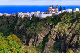 Lais Puzzle - Bergdorf Moya über Felsen - Gran Canaria - 2.000 Teile
