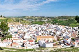 Lais Puzzle - Die spanische Stadt Morón de la Frontera in Andalusien - 2.000 Teile