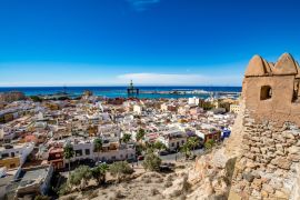 Lais Puzzle - Aussicht auf Almeria Altstadt und Hafen von der Burg (Alcazaba von Almeria), Spanien - 2.000 Teile